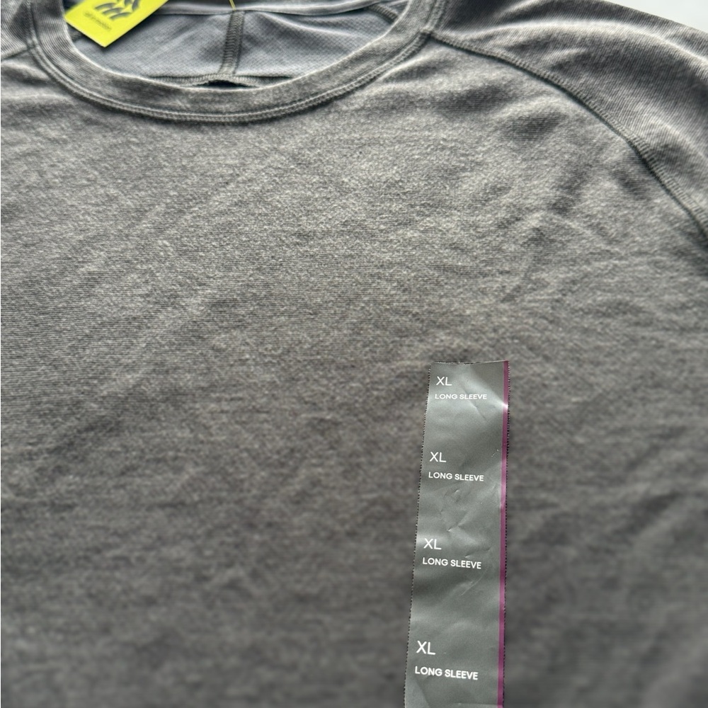 NWT All in Motion Merino Wool Blend Long Sleeve Shirt Gray Heathered XL - Picture 3 of 6